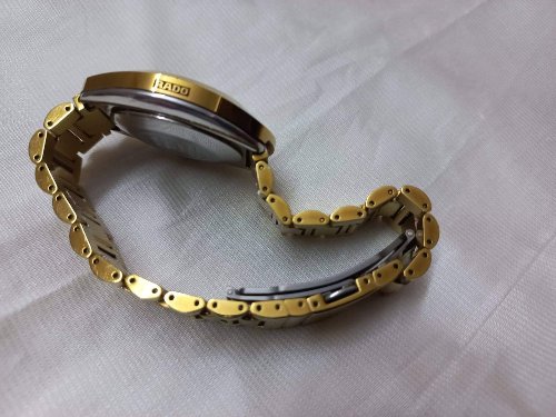 Montre originale carraramicaela417@gmail.com