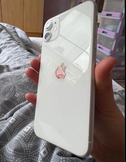 iPhone 12. Etat neuf sans fissures et sans problème. Batterie