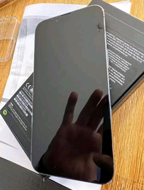 Mon iphone est en état neuf ,le prix est négociable