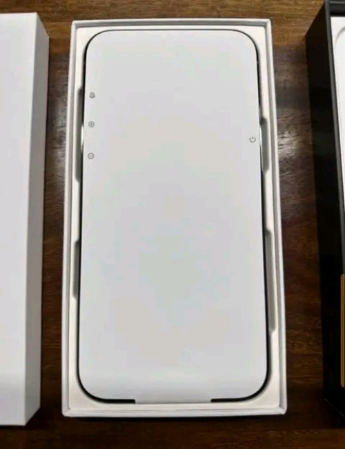 Verfügbar €500