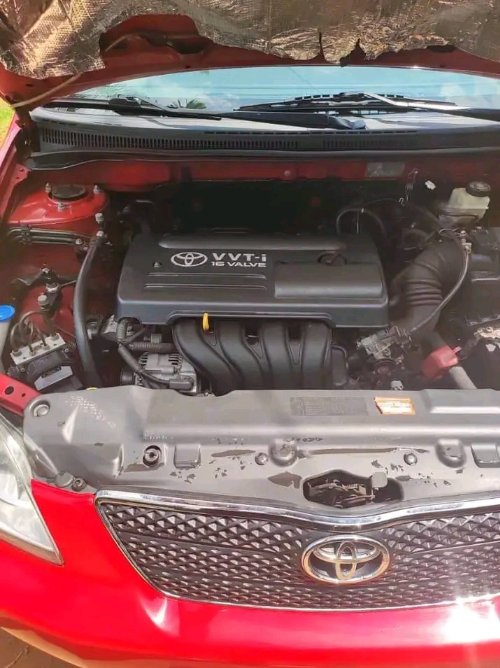 Voici un chocho La voiture es hyper propre propre Climatise