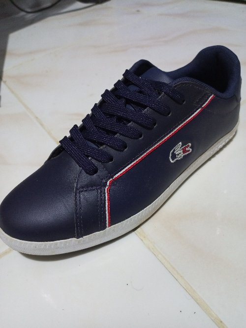 Lacoste graduate 119 Message if interested Size: US 6