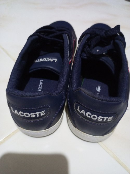 Lacoste graduate 119 Message if interested Size: US 6