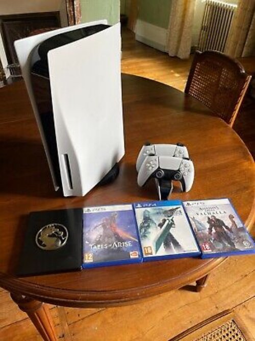 Je met en vante mon PS5 dans un état parfait