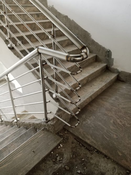 We are fabricating stainless Steel staircase and balcony Just call