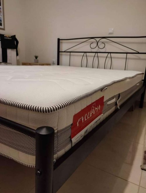 Matelas disponible