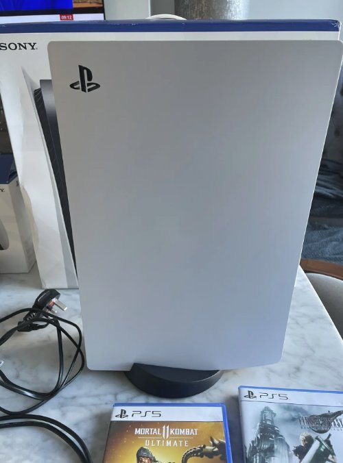hi, i want to sell my playstation 5 disc version