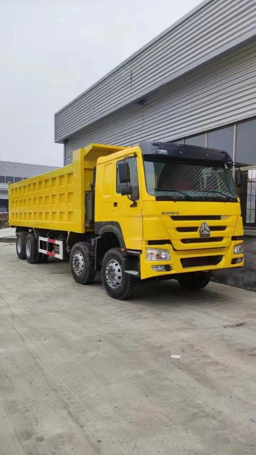 http://Www.howoexport.com Howo 8*4 (12 roues) Prix : 64300 USD avec