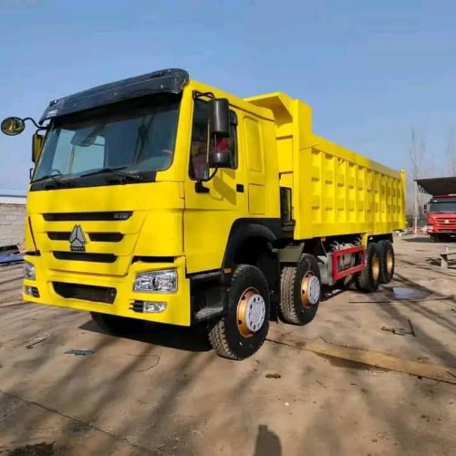 http://Www.howoexport.com Howo 8*4 (12 roues) Prix : 64300 USD avec