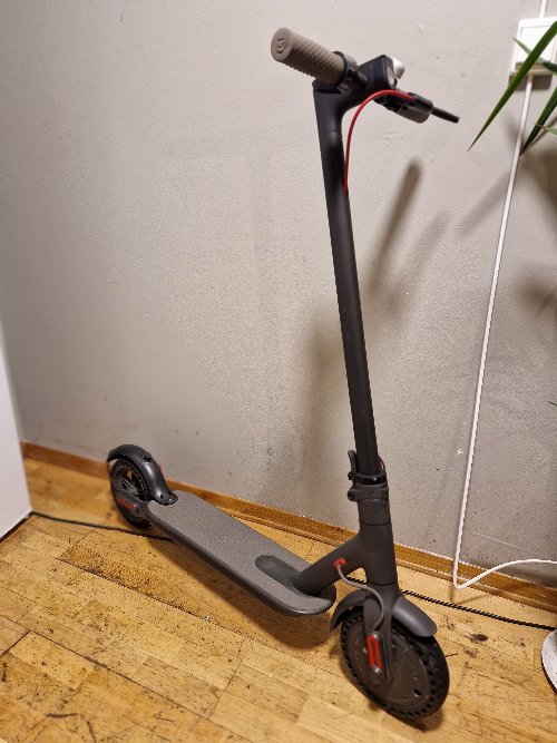 Lite brukt sparkesykkel m356