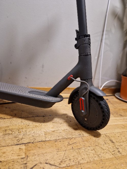 Lite brukt sparkesykkel m356