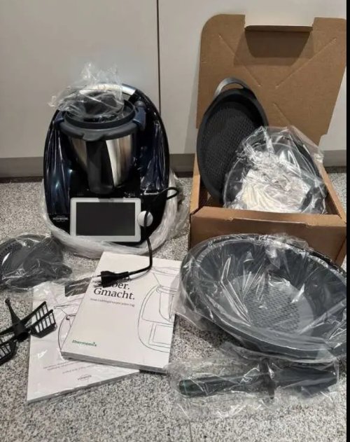 Thermomix tm6 mit allem Zubehör wie Varoma, Kanne und Messbecher