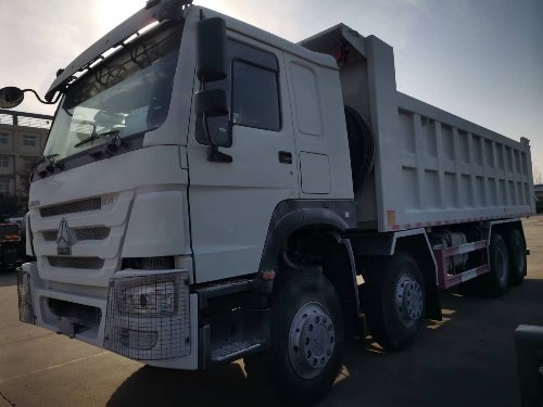 http://Www.howoexport.com Howo 8*4 (12 roues) Prix : 64300 USD avec
