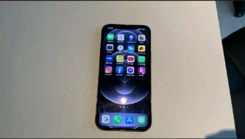 Bonjour je vends mon iphone 13 pro max tt neuves
