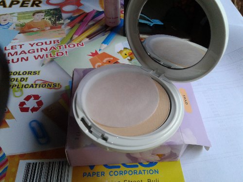 Glutalight Pressed Powder at https://200shoppings.page -AHA, GLUTATHIONE, BOTANICAL EXTRACTS