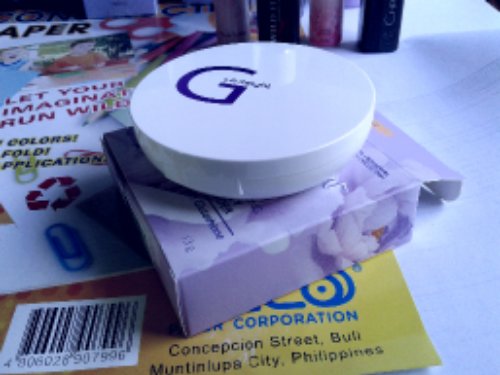 Glutalight Pressed Powder at https://200shoppings.page -AHA, GLUTATHIONE, BOTANICAL EXTRACTS