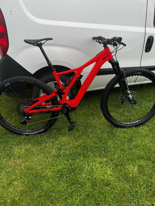 Vélo électrique pour distraction, interressé contact moi . jrttifola@gmail.com