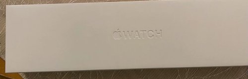 Apple Watch Series 7 45 mm avec bracelet intéressé contactez