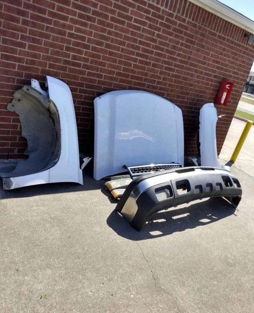 1999-2007 front clip with the HD Hood bumper both fenders
