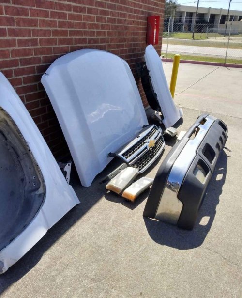1999-2007 front clip with the HD Hood bumper both fenders
