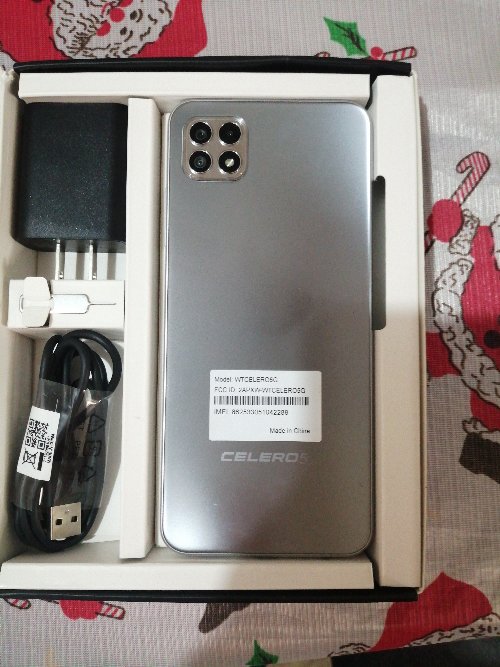 Vendo celular Celeron nuevo 5G con 64GB