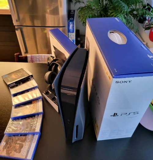 Verkauft wird hier ein Set von Media Markt. Der Inhalt