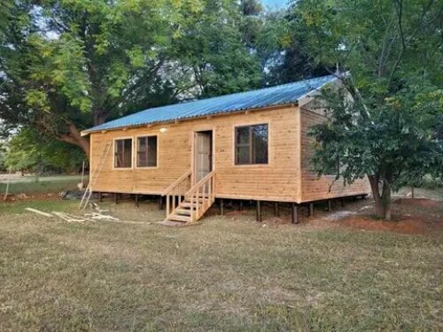 Affordable Wendy house at an affordable price