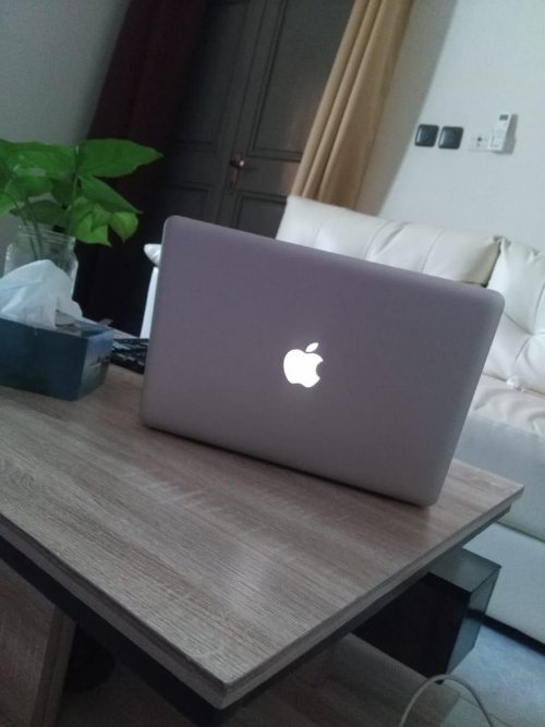 Ordinateur portatif MacBook Capacité 512gb Etat 09/10