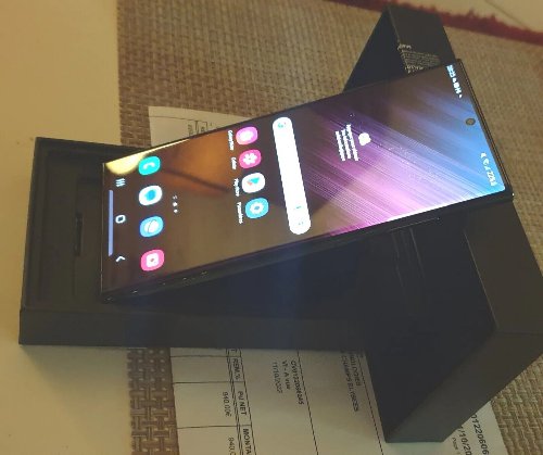 Samsung S22 Ultra Neu (nur zum Testen geöffnet) nutzloses Geschenk,