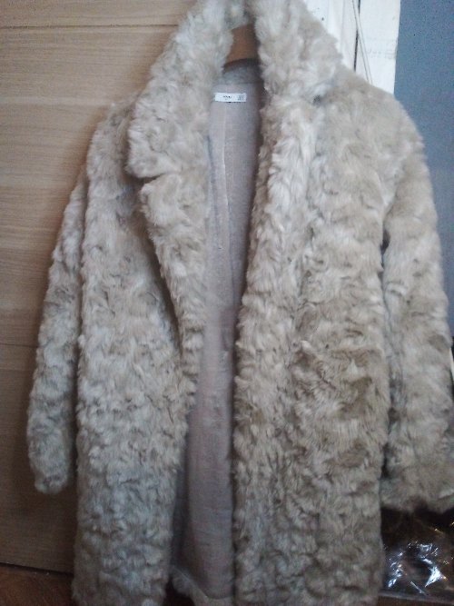 MANTEAU Femme ( MNG suit) PRODUIT D’OCCASION, en bon etat,
