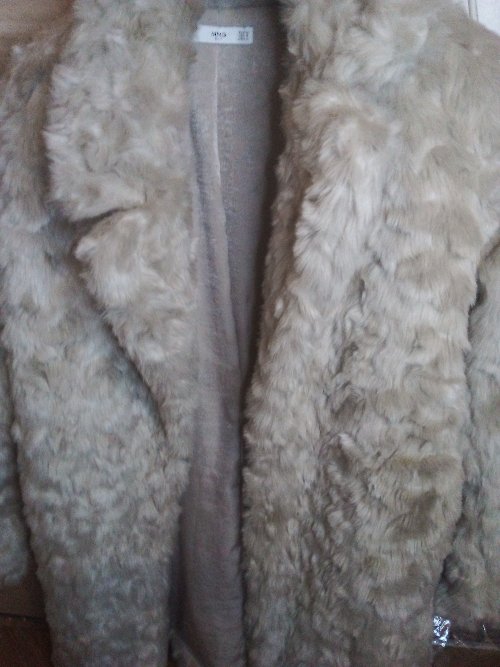 MANTEAU Femme ( MNG suit) PRODUIT D’OCCASION, en bon etat,