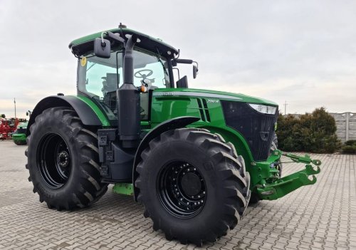 Power: 330KM Engine capacity: 9L 5 pairs of rear hydraulic