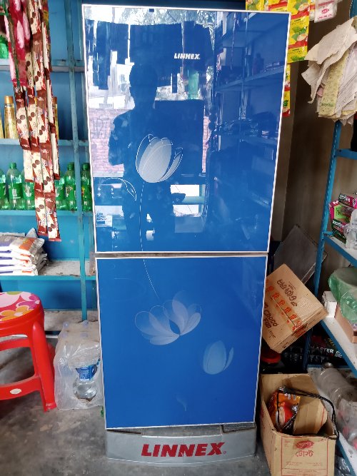এই ফ্রিজটা বিক্রয় করা হবে যদি কেউ নেয়ার জন্য ইচ্ছা