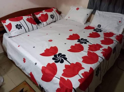 Des draps en coton, rideaux de qualité