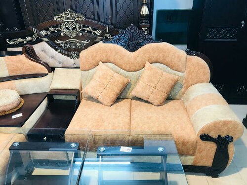 মালয়েশিয়ান MDF প্রসেস কাট দ্বারা নির্মিত কর্নার সোফা বিক্রি হইবে।