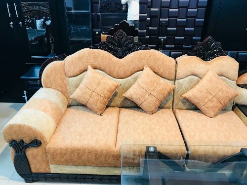 মালয়েশিয়ান MDF প্রসেস কাট দ্বারা নির্মিত কর্নার সোফা বিক্রি হইবে।