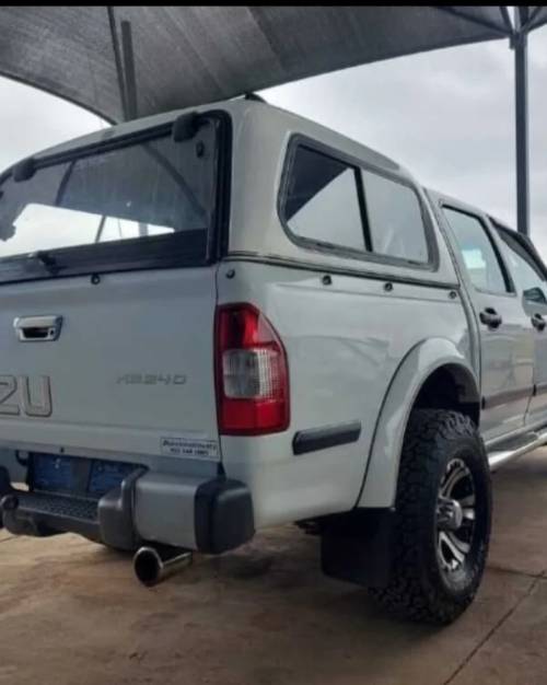 2007 Isuzu KB 240i Double Cab, Mileage 241000,fully Serviced, Papers