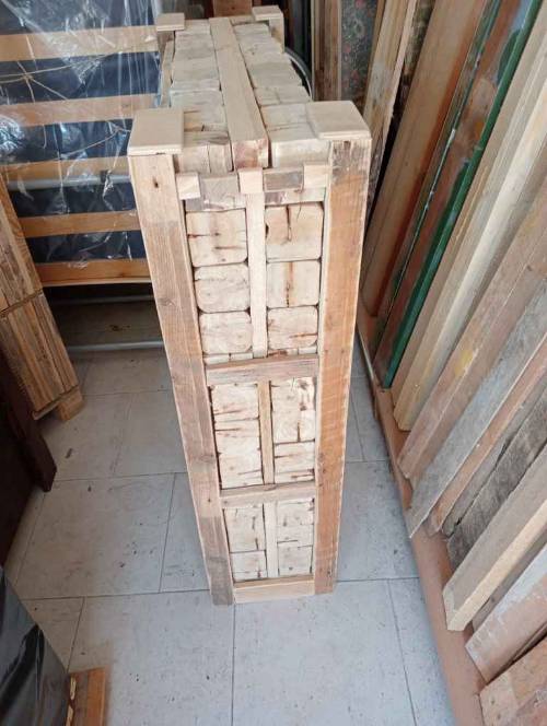 Scaffale con ripiani alto 94 largo 25 lungo 80 consegna