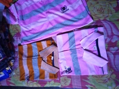 নতুন পোলো শার্ট টি-শার্ট বিক্রি করার জন্য