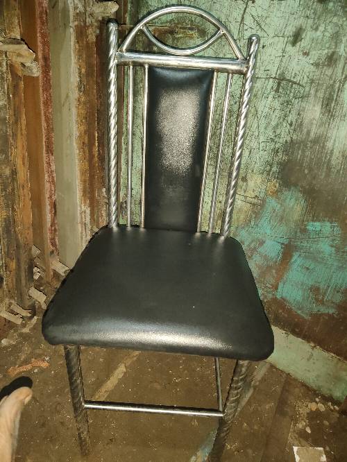 28পিস চিয়ার আচে সব পুরো তন জডি কারো লাগে এই