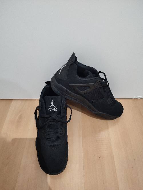 Jordan 4 Nuevas
