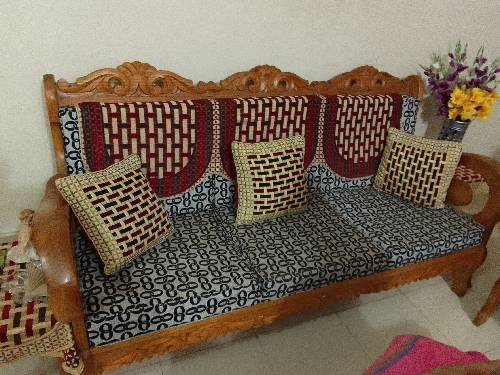 Akaashi wood with foam,pillow and cover