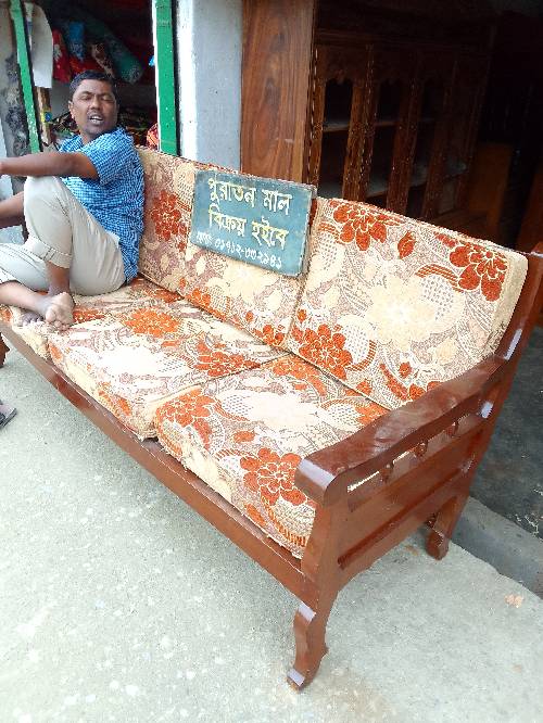 নতুন ওপুরাতন ফার্নিচার বিক্রি করা হবে পাঠান টুলা সিলেট
