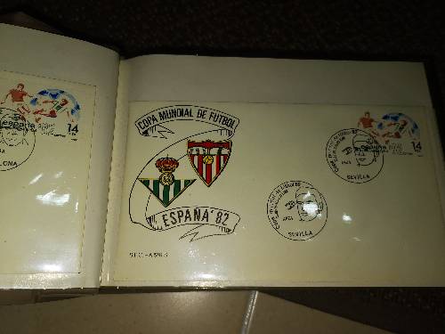 Colección sellos mundial de fútbol 82