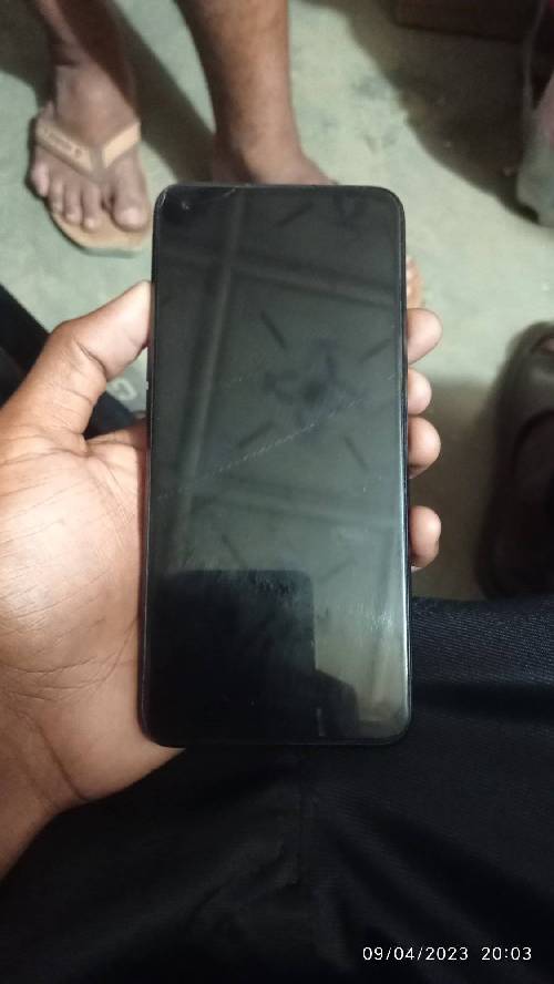 Model : Realmi 9i 6/128 টাকা প্রয়োজন তাই সেল করে