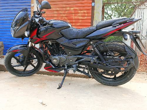 BAJAJ PULSAR DD BLACK/RED 2019UG5