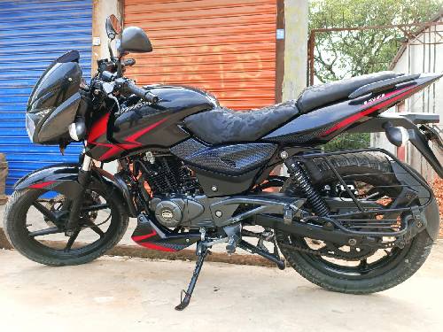 BAJAJ PULSAR DD BLACK/RED 2019UG5