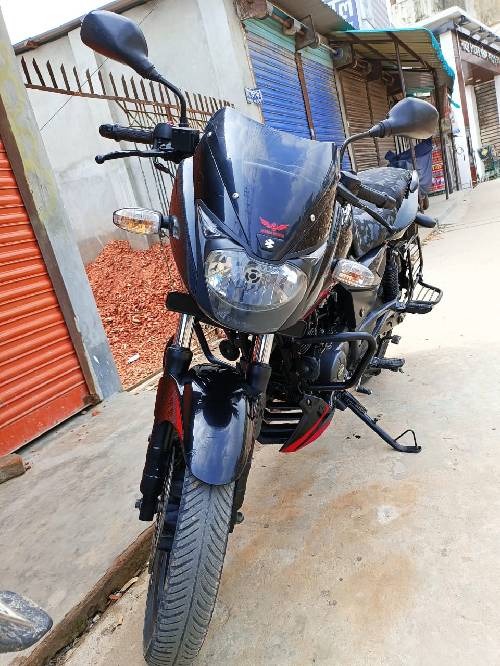 BAJAJ PULSAR DD BLACK/RED 2019UG5