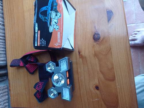Linterna LED potente