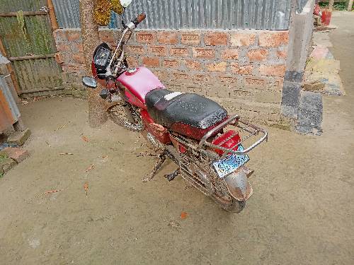 এই মোটরসাইকেল বিক্রি করা হবে যারা নিতে চান এই নাম্বারে